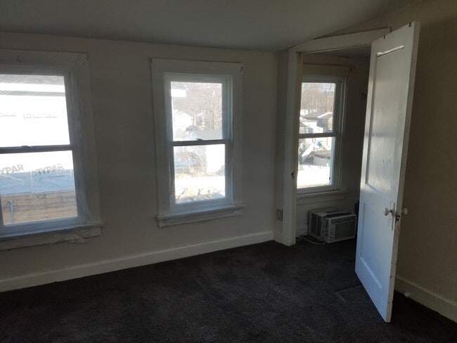 Bedroom with Walk-in Closet - 611 Lawn Drive Unit Apartment #2/Upper