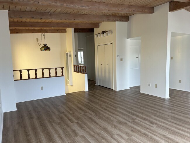 Photo - 108 Ventura Ave