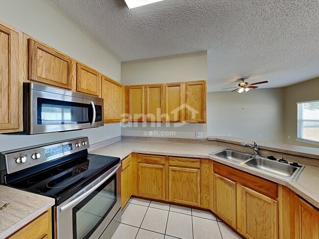 Photo - 2505 Sherbrook Ln