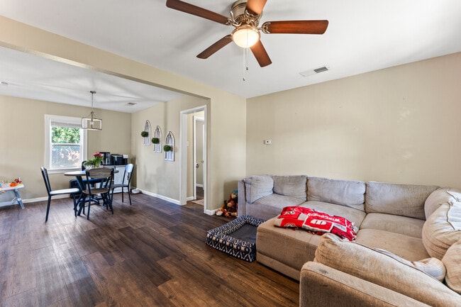 Photo - 1008 Pierce St