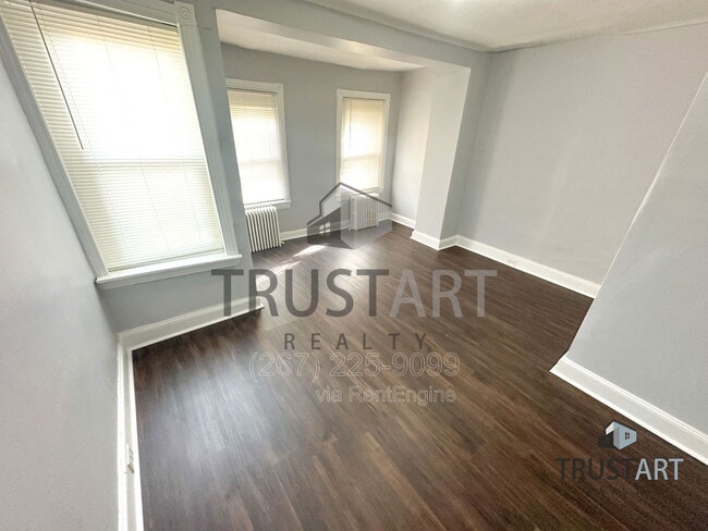 Photo - 2321 N 25th St Unit 2