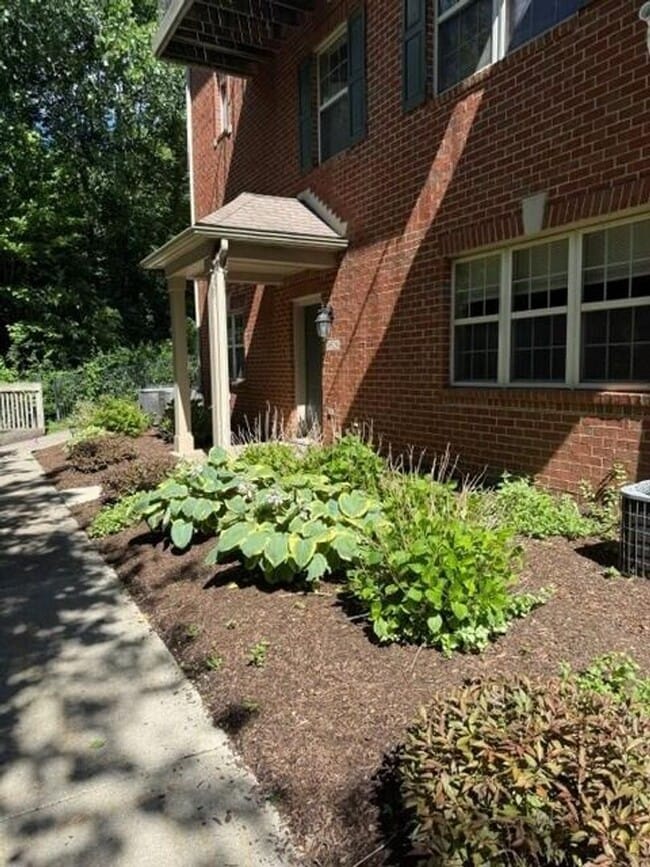 Photo - 39528 Rockcrest Ln