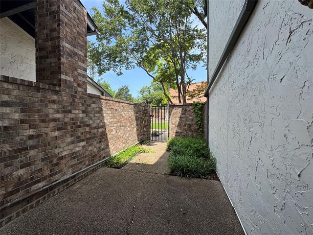 Photo - 9106 Emberglow Ln
