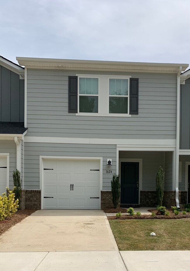 Photo - 1624 Vlg Grv Ln