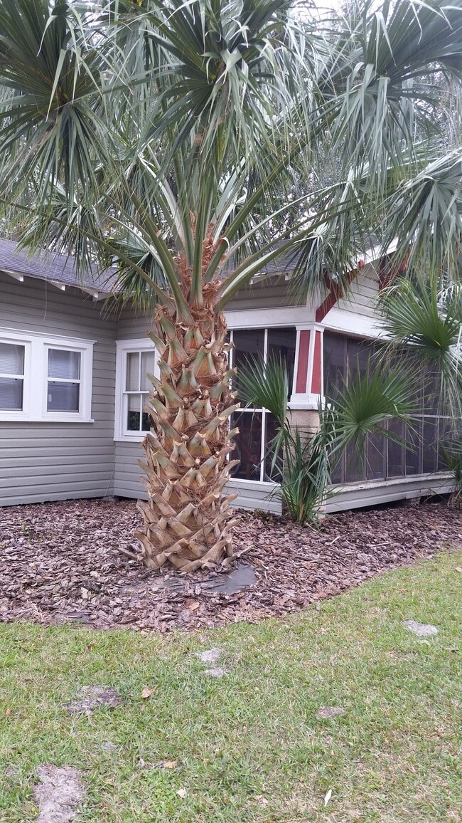 Photo - 307 NW 15th St