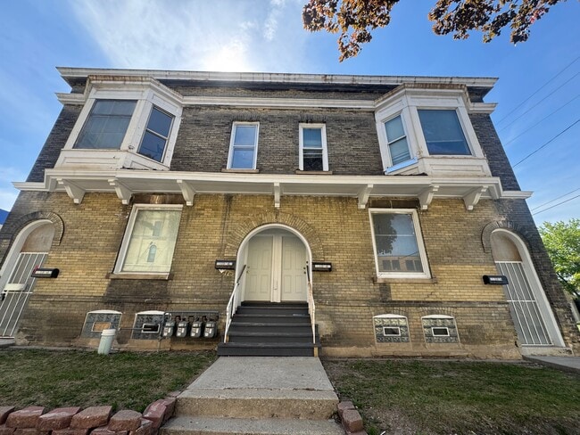 Building Photo - 721-725 S 9th St Unit 723