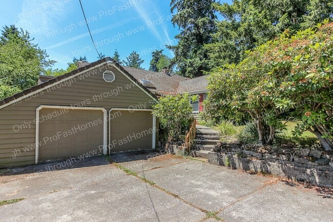 Photo - 7840 SW West Slope Dr