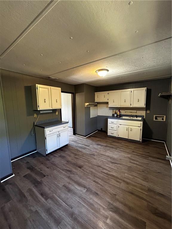 Photo - 2891 Village Green Dr