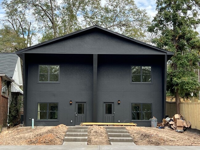 Photo - 133 Harden St