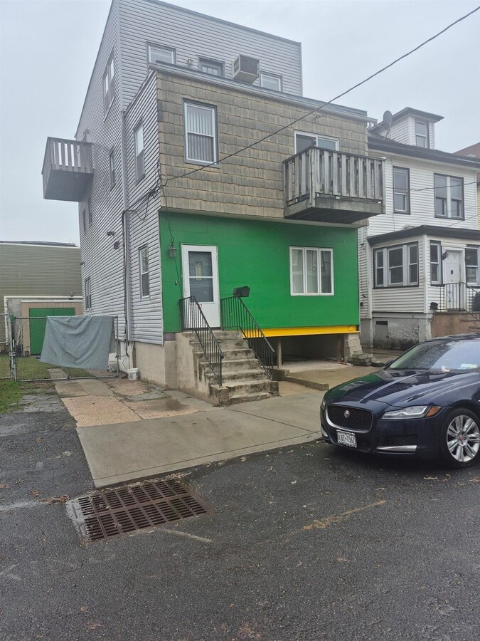 Photo - 22 Wegman Ct