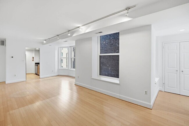 Photo - 1115 12th St NW Unit 305