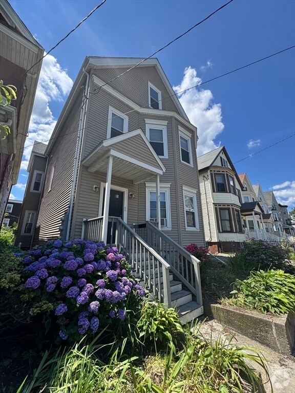 Building Photo - 71 Harbor View St Unit 2 Rental