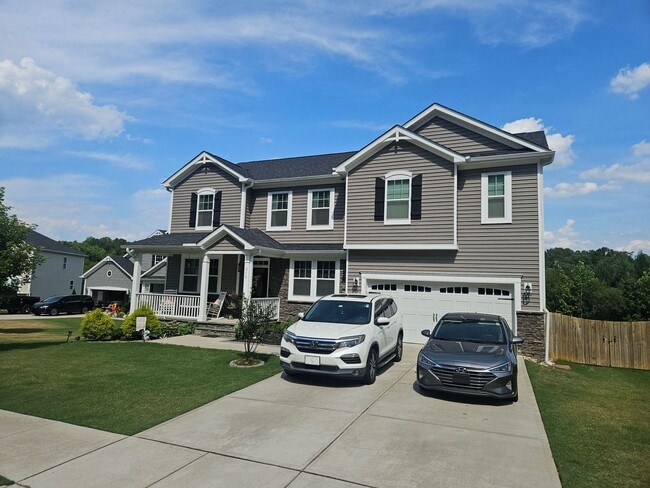 Photo - Beautiful 4br 2.5ba Home in Fuquay Varina! Avail August 14!