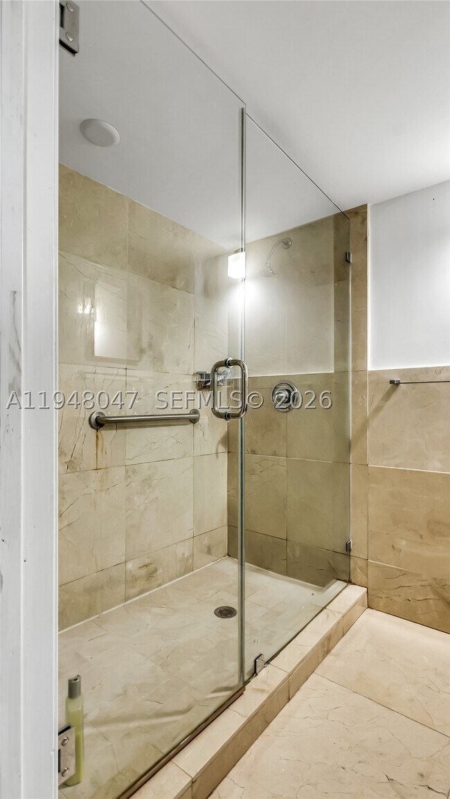 10090 E Bay Harbor Dr