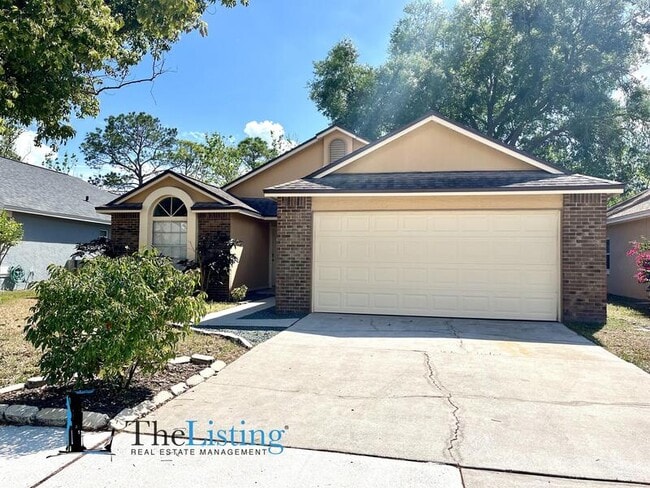 Photo - 853 Heather Glen Cir