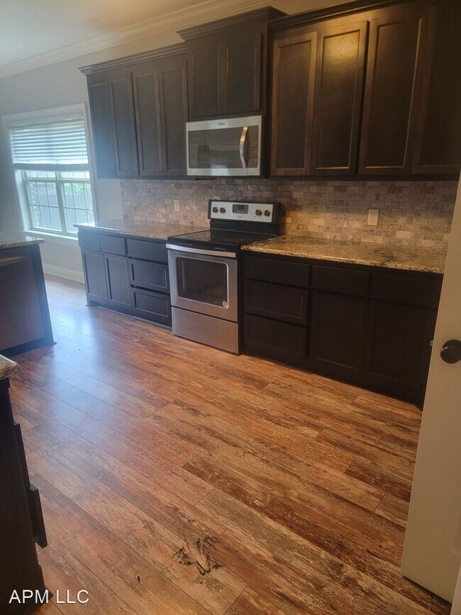 Photo - 4 br, 2 bath House - 103 Canvasback Cove