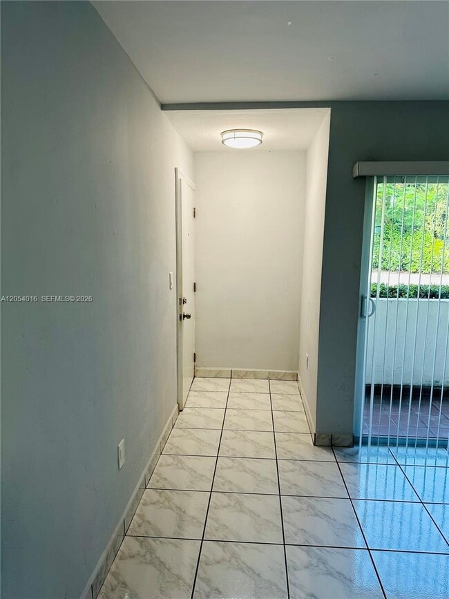 Photo - 9354 SW 77th Ave Unit I1