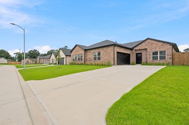 Photo - 2610 Liguria Ln