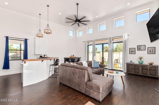 Photo - 8325 E Wethersfield Rd