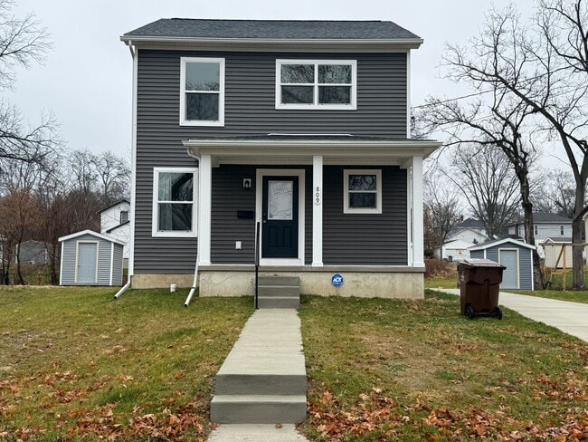 Building Photo - Modern 3-Bedroom Home with 1.5 Baths