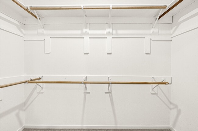 Building Photo - 21523 Willow River Canyon Ln