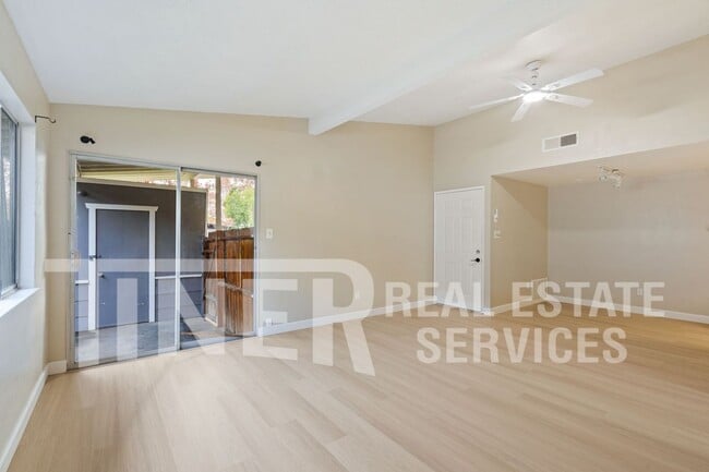 Photo - 4911 Douvan Ct