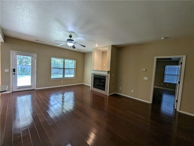 Photo - 1417 S Blue Willow Ave