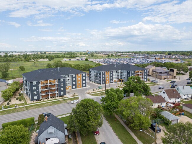 Photo - Riverstone Heights
