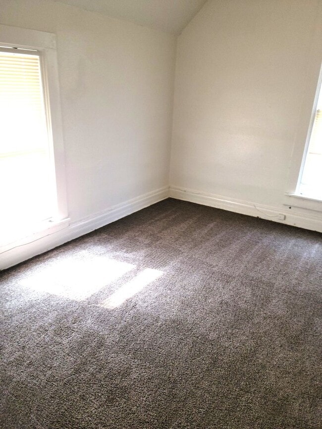 Photo - 1528 9th Ave