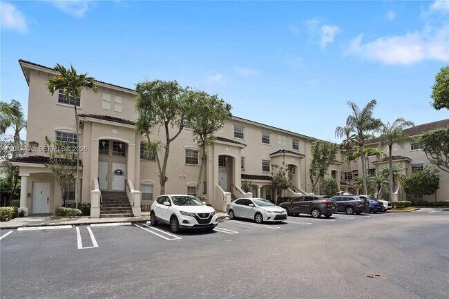 Building Photo - 5610 NW 114th Pl Unit 205