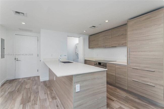 Photo - 1300 S Miami Ave