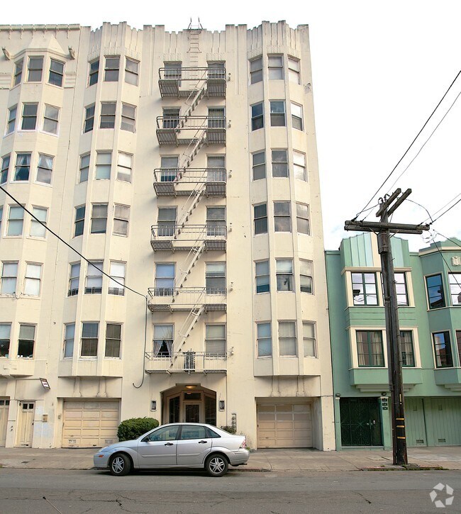 16 Laguna