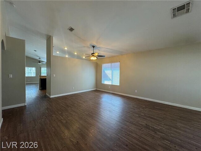 Photo - 1732 Mexican Poppy St