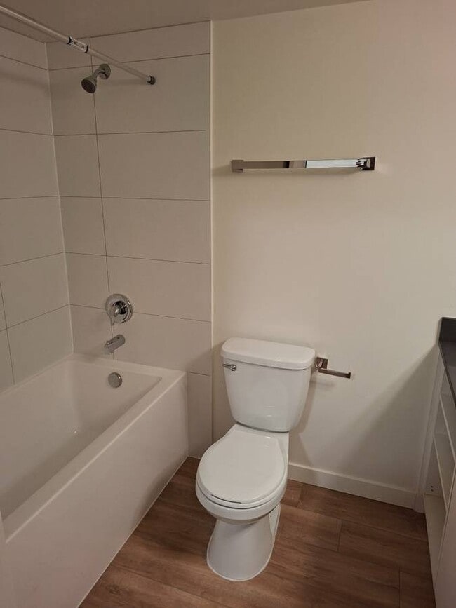 Photo - 1320 King Albert Ave