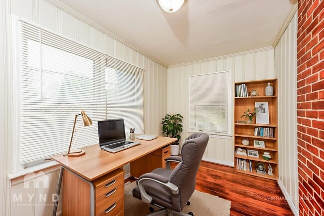 Photo - 924 Parkway Dr