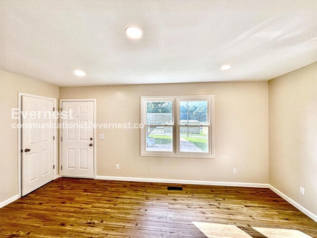 Photo - 5021 Bess Moore Rd Unidad A