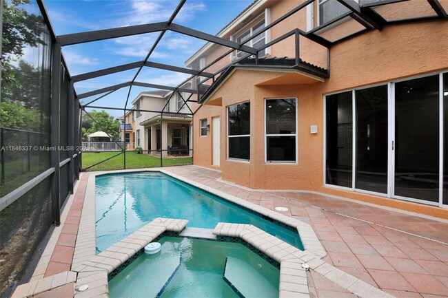 Building Photo - 15421 SW 18th St Rental