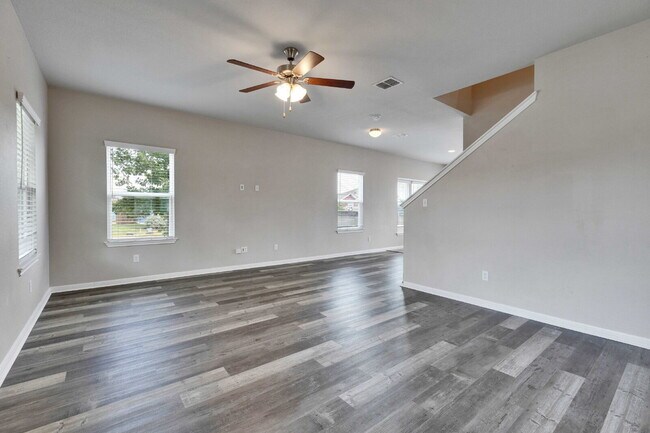 Photo - "Charming 3-Bed, 3-Bath Retreat in San Mar...