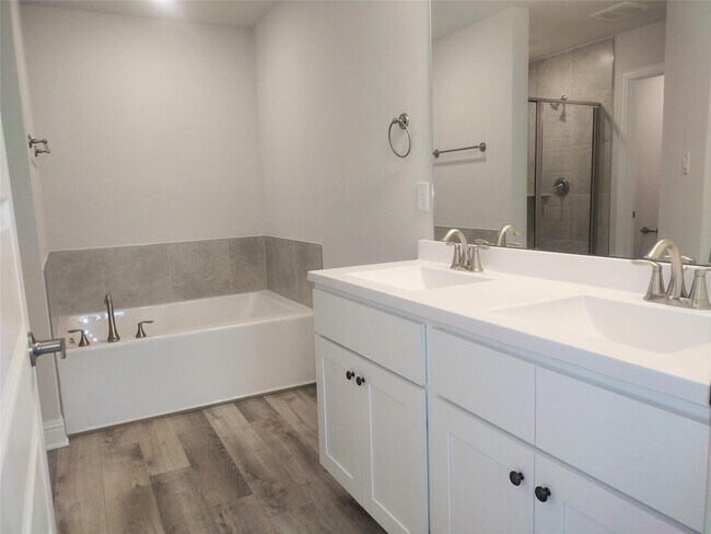 Photo - 10142 Whitney Reach Dr