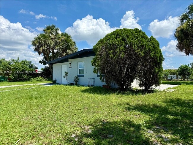 Photo - 3460 Normandy Dr