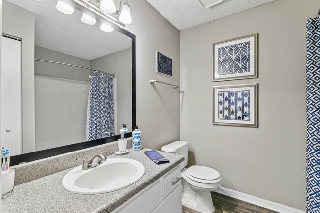 Photo - Galleria Park Apartments