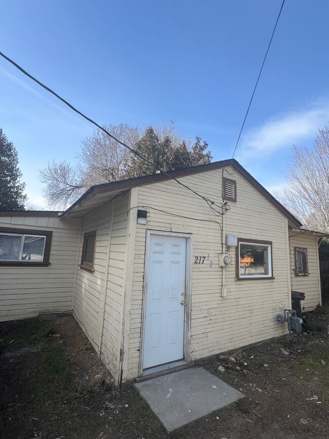 Photo - LH217 Unidad B