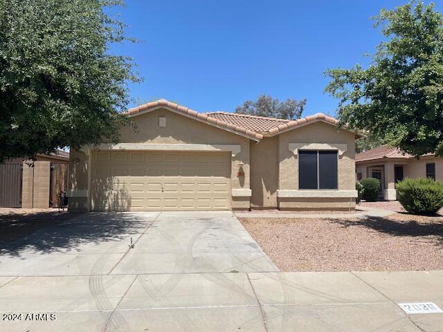 Building Photo - 2036 W Hayden Peak Dr