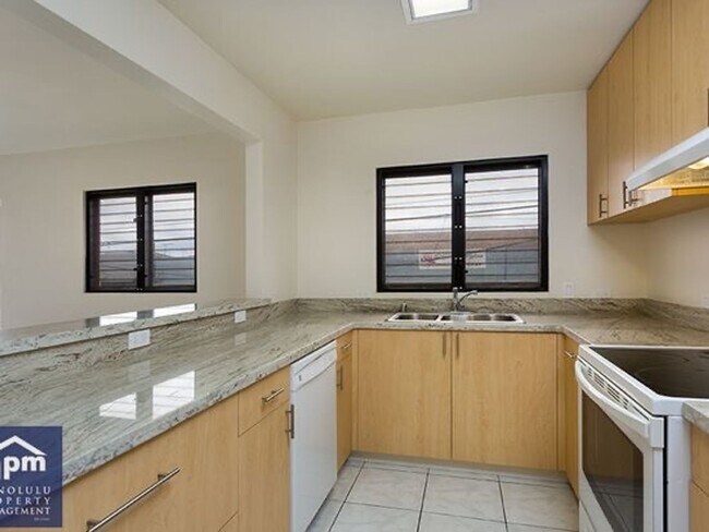 Photo - 3 Bedroom, 2 Bath Apartment Style Townhouse