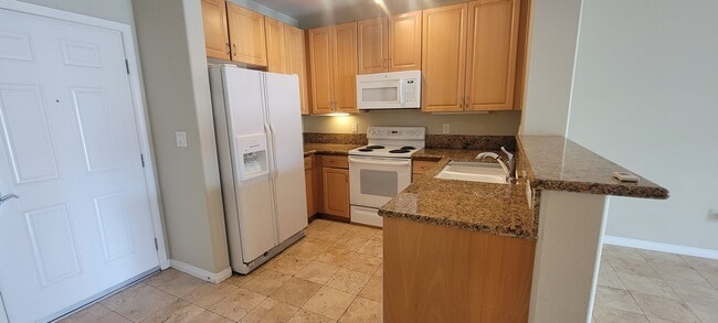 Photo - 1601 India St Unidad 302