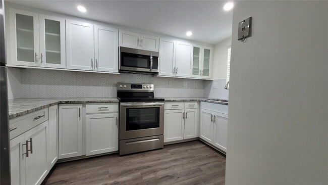 Photo - 3100 W Rolling Hills Cir Unidad 609