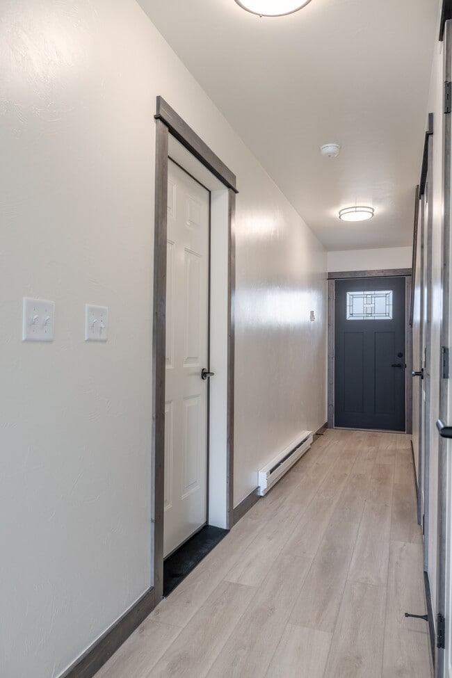 Photo - 3375 Crosswind Ct