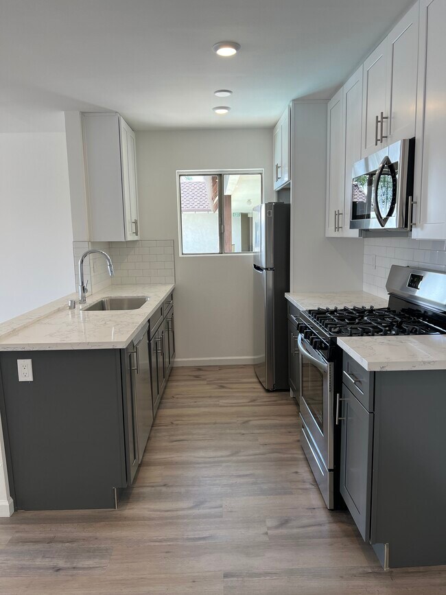 Photo - 18521 Prairie St Unidad 218