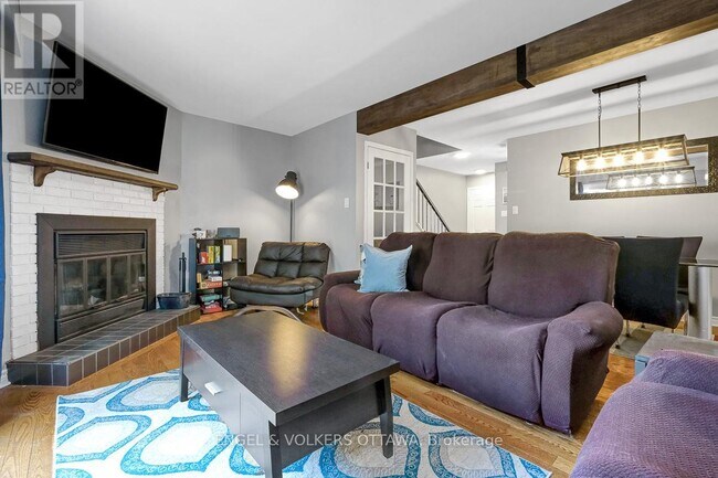 Photo - 76 McDermot Ct