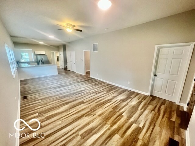 Photo - 838 N Temple Ave